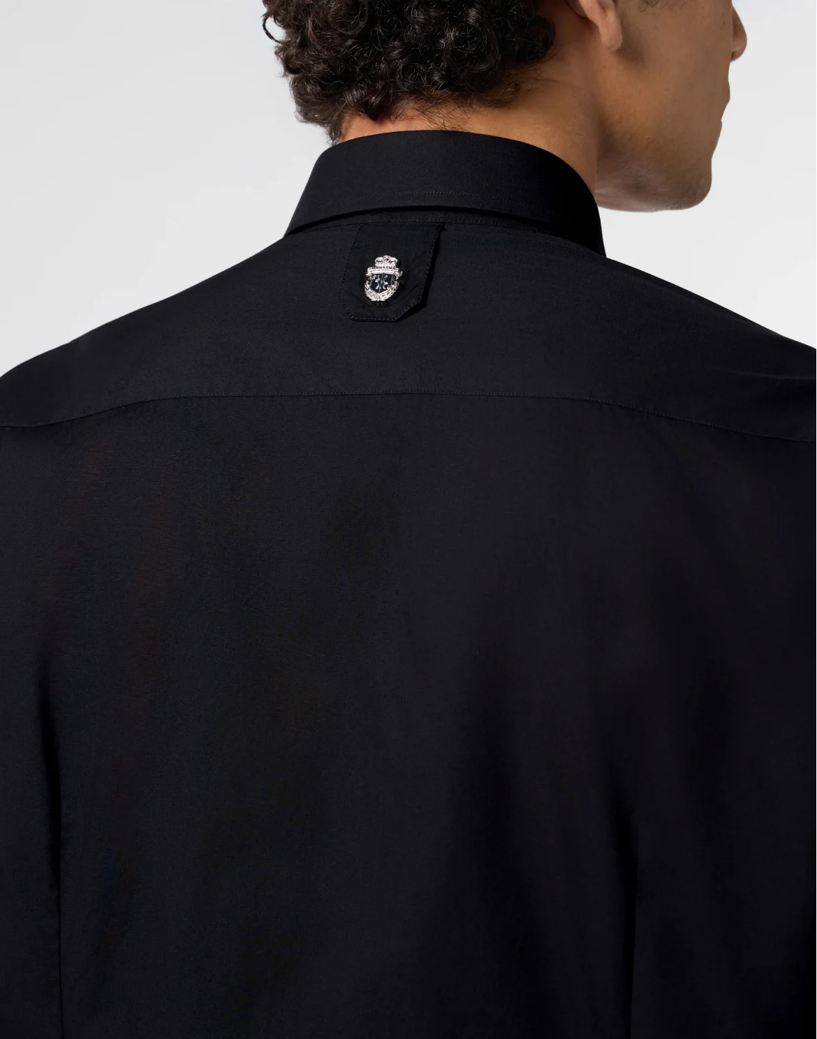 Gold Cut Tuxedo Shirt, цвет: Черный