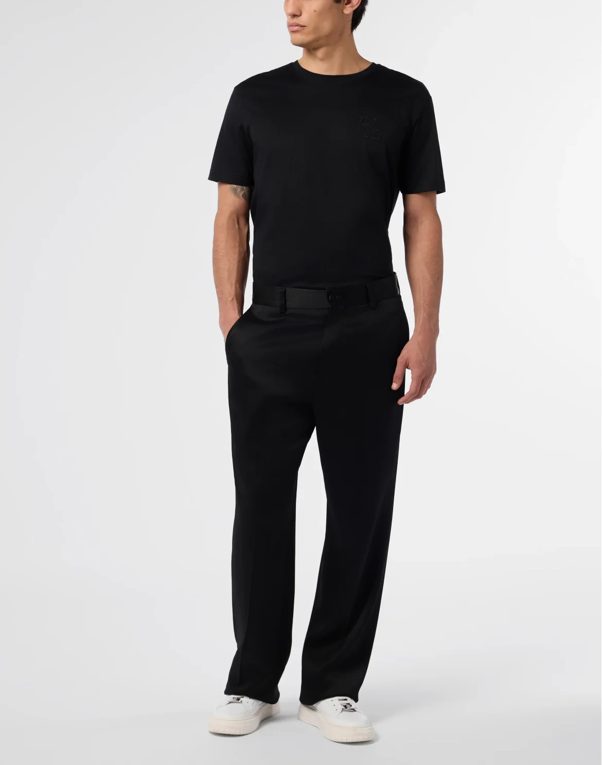 Satin Loose Fit Trousers, цвет: Черный