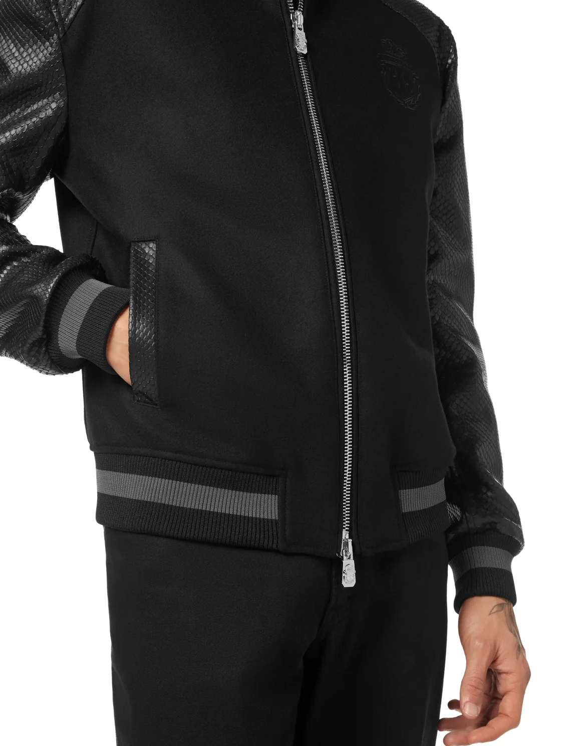Nylon Elaphe Bomber, цвет: Черный