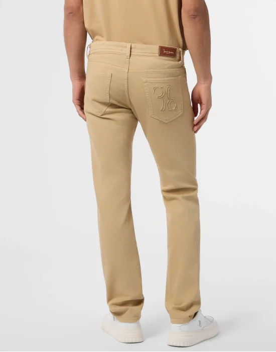 Super Straight Cut Jeans