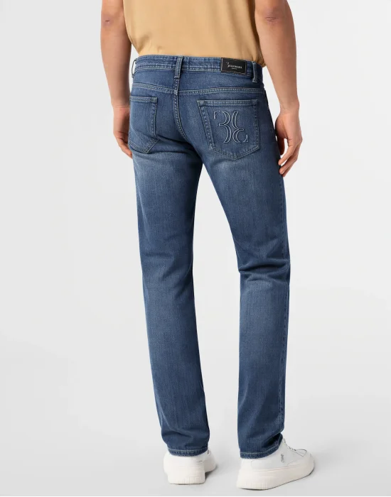 Super Straight Cut Jeans