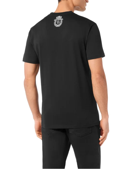 Embroidered Round Neck T-Shirt Lion