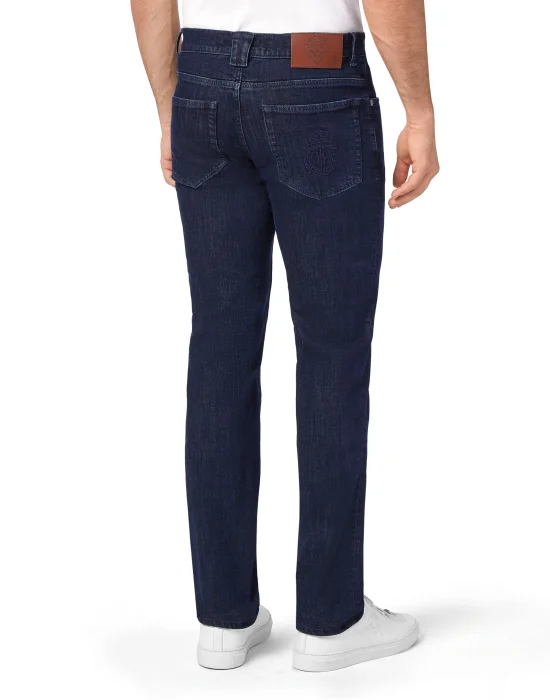 Tailored Fit Crest