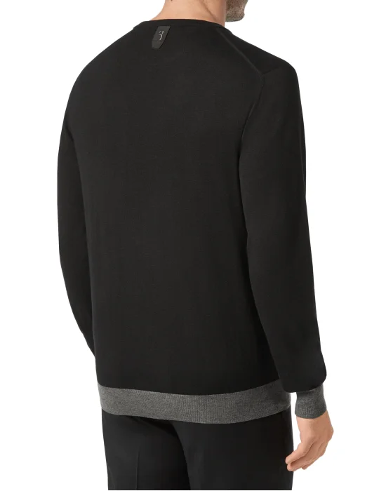 Pullover Round Neck LS Crest