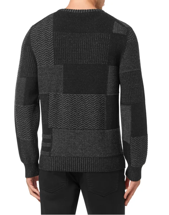 Pullover Round Neck LS Crest