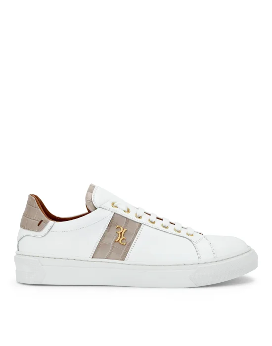 Lo-Top Sneakers